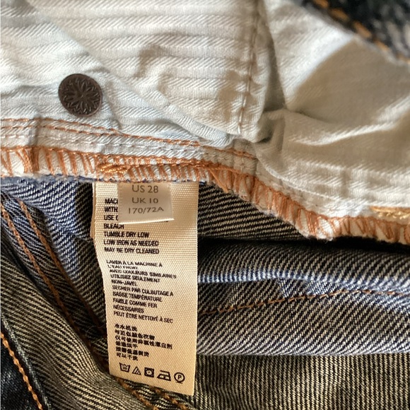 Free People Denim Distressed Women Shorts 28 - Picture 6 of 7